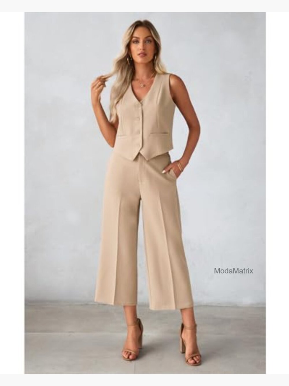 Sleeveless Blazer Vest and Wide Leg Capri Pants 2-Piece Work Outfit Set - Picture 3 of 7